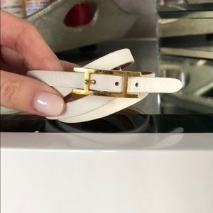 Hermès leather wrap bracelet in white!!!